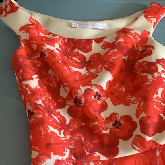 True Violet Bardot Dress - Ombre Red floral/UK 6 - Picture 3 of 4